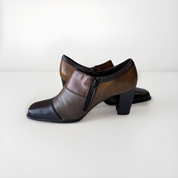 Shoes - Highlights Women’s Brown Leather Ankle Heels Zipper Booties Size 7.5
